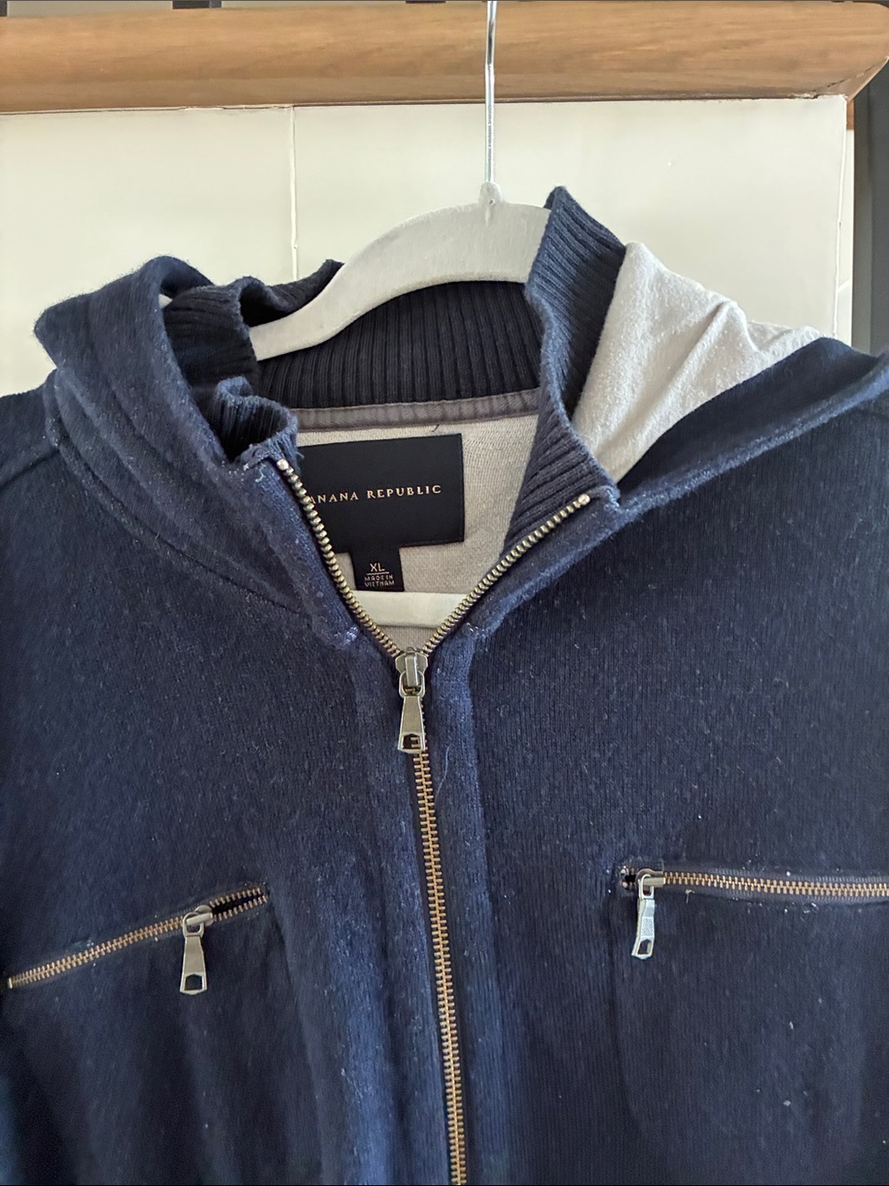 Banana Republic Men's Navy Full-Zip Hoodie Sweater with Contrast Lining